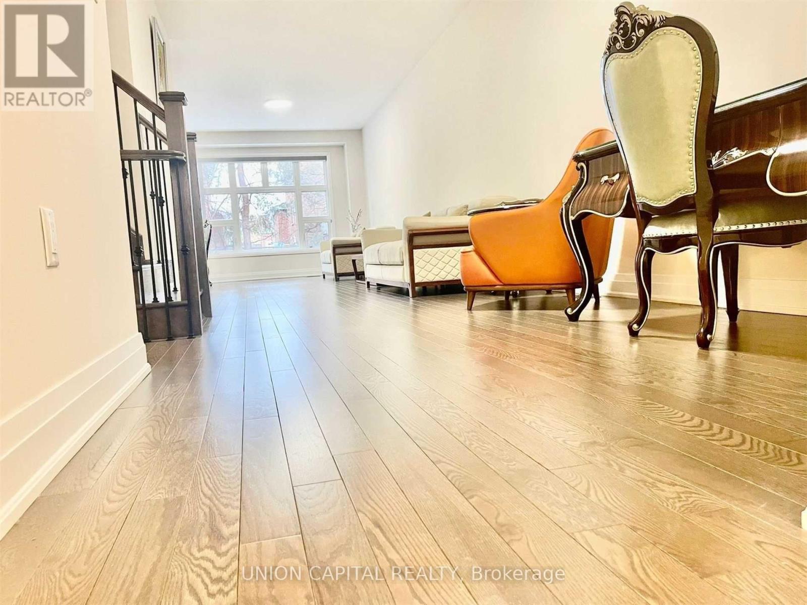 44 Causland Lane, Richmond Hill, Ontario  L4S 0G5 - Photo 8 - N12525374