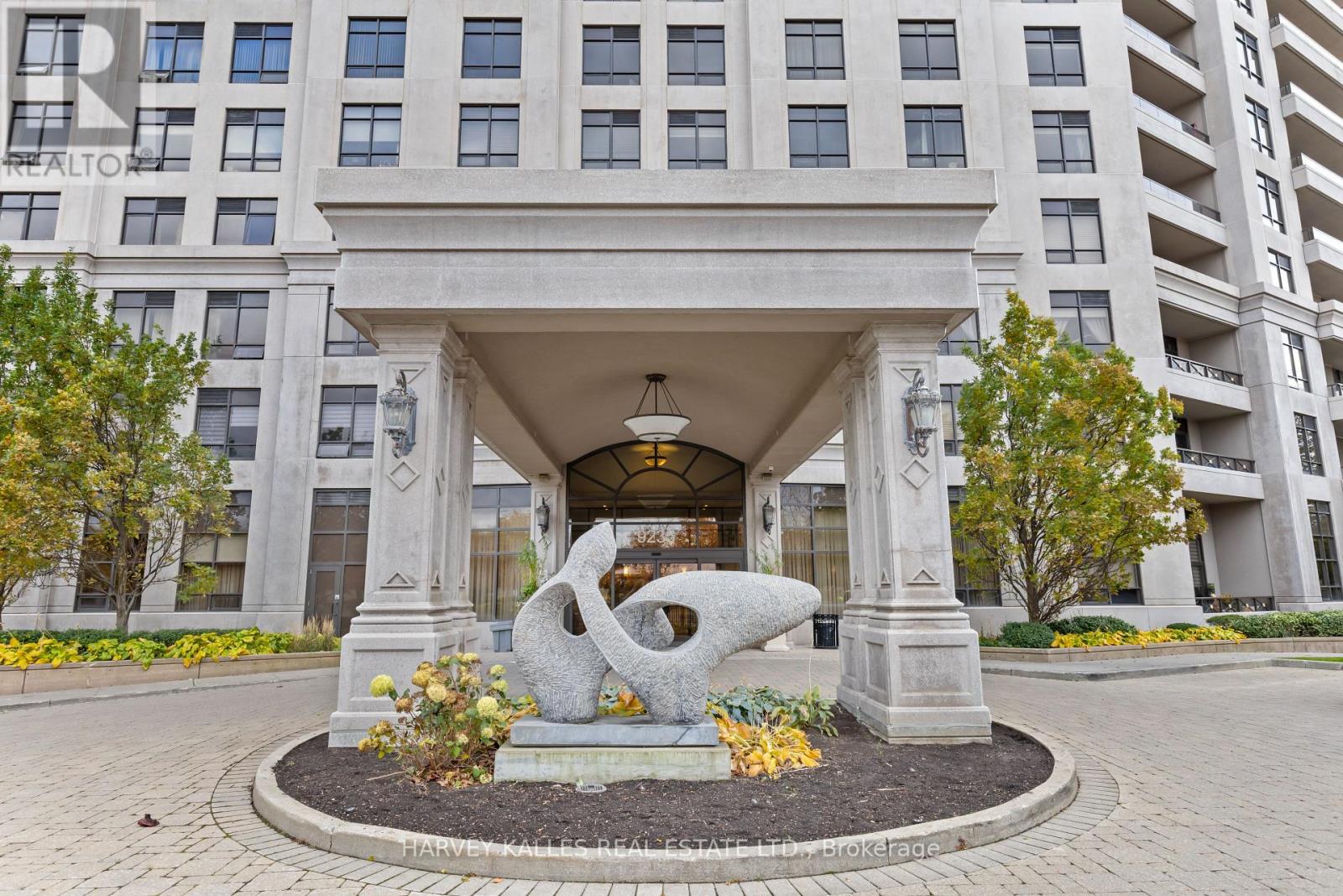 1206 - 9235 Jane Street, Vaughan, Ontario  L6A 0J8 - Photo 2 - N12525340