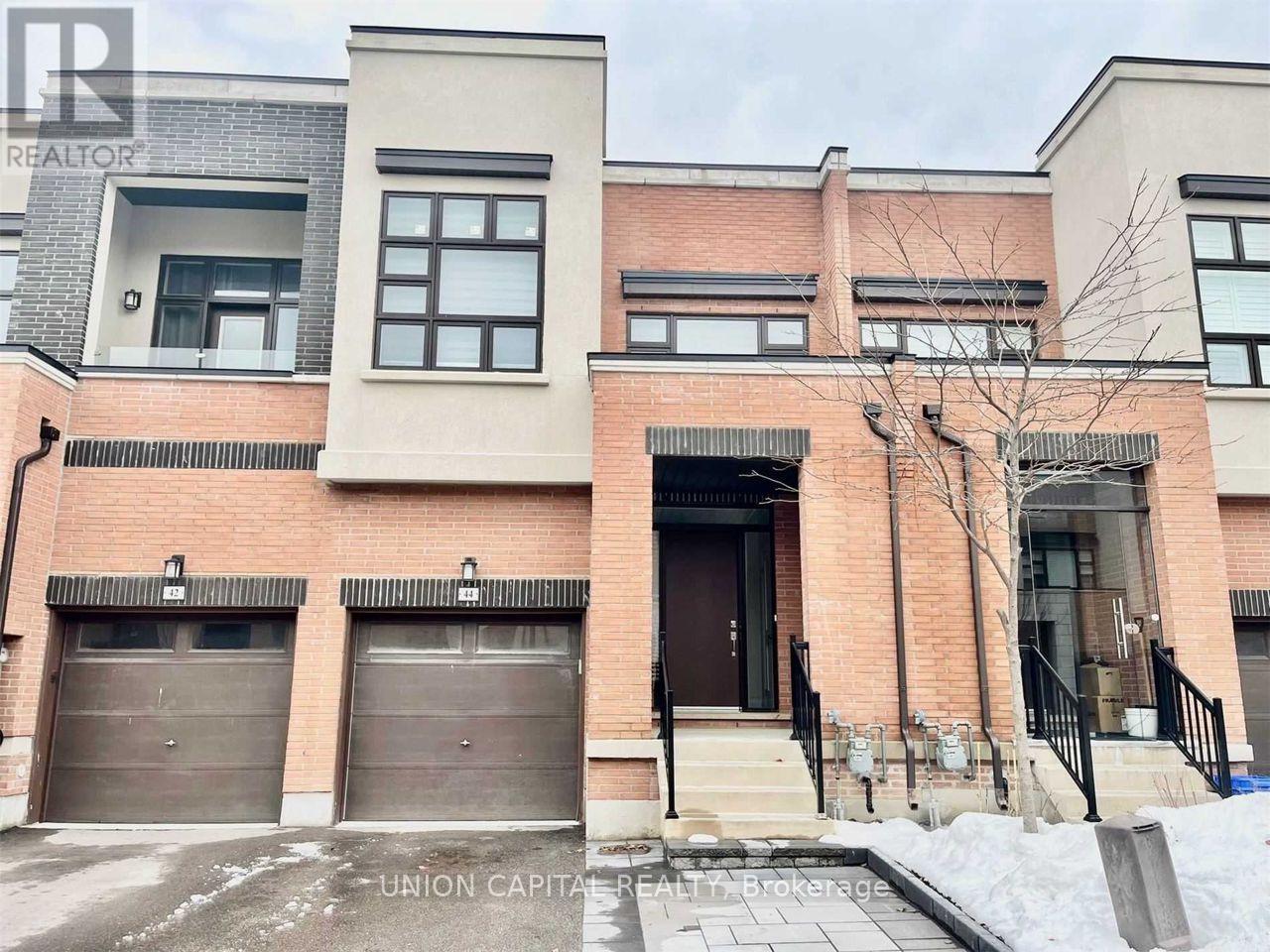 44 Causland Lane, Richmond Hill, Ontario  L4S 0G5 - Photo 2 - N12525374