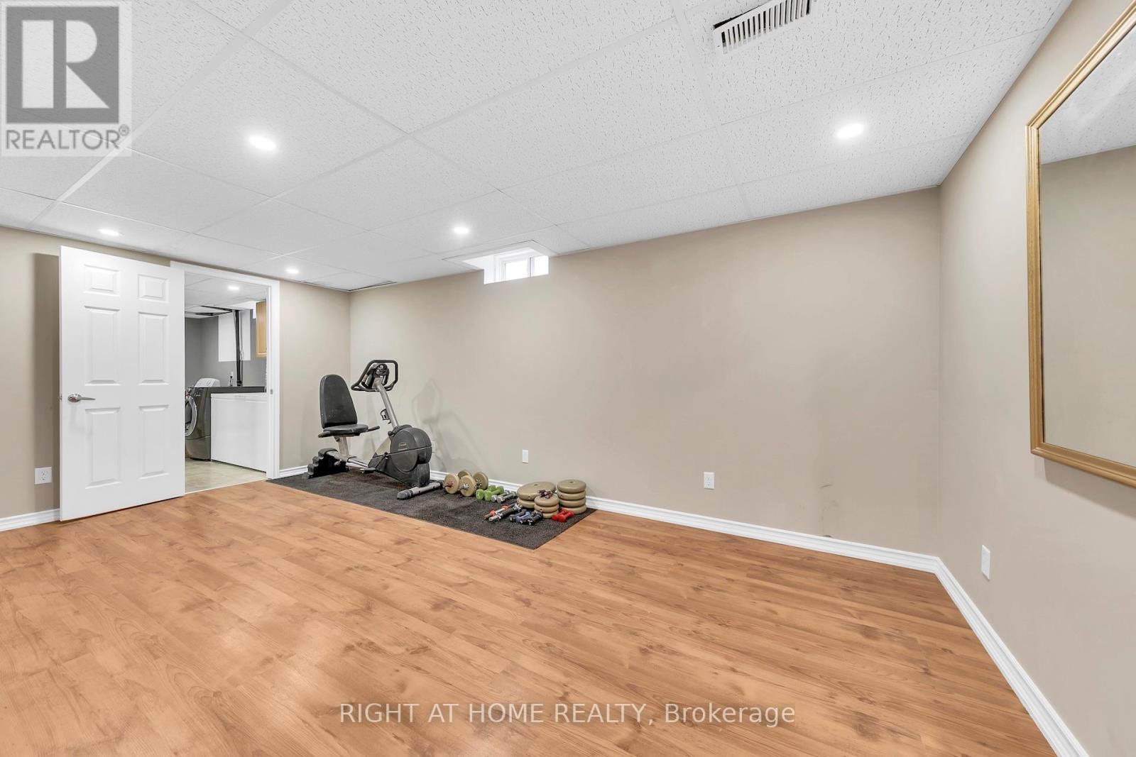 2069 Wilson Street, Innisfil, Ontario  L9S 4Y2 - Photo 37 - N12525418