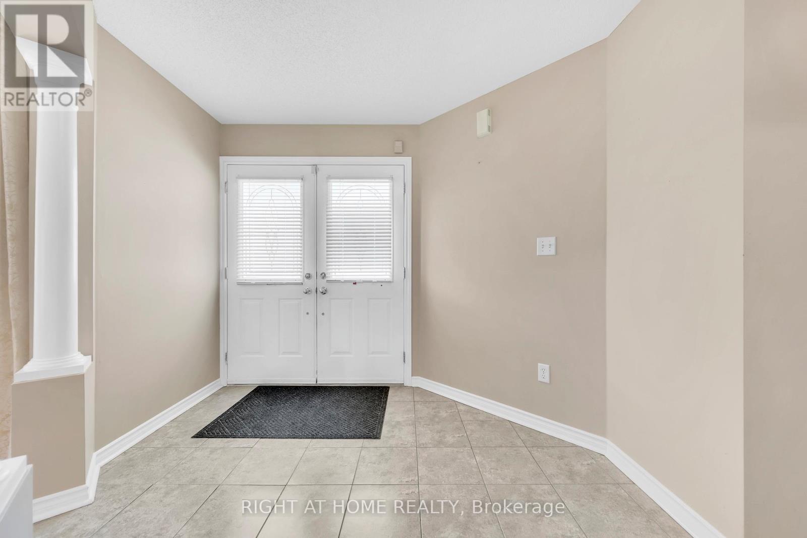 2069 Wilson Street, Innisfil, Ontario  L9S 4Y2 - Photo 3 - N12525418