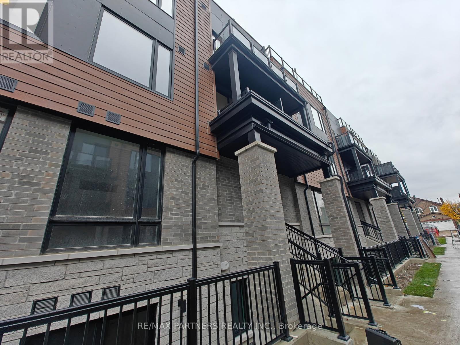 12 - 109 MARYDALE AVENUE, Markham, Ontario