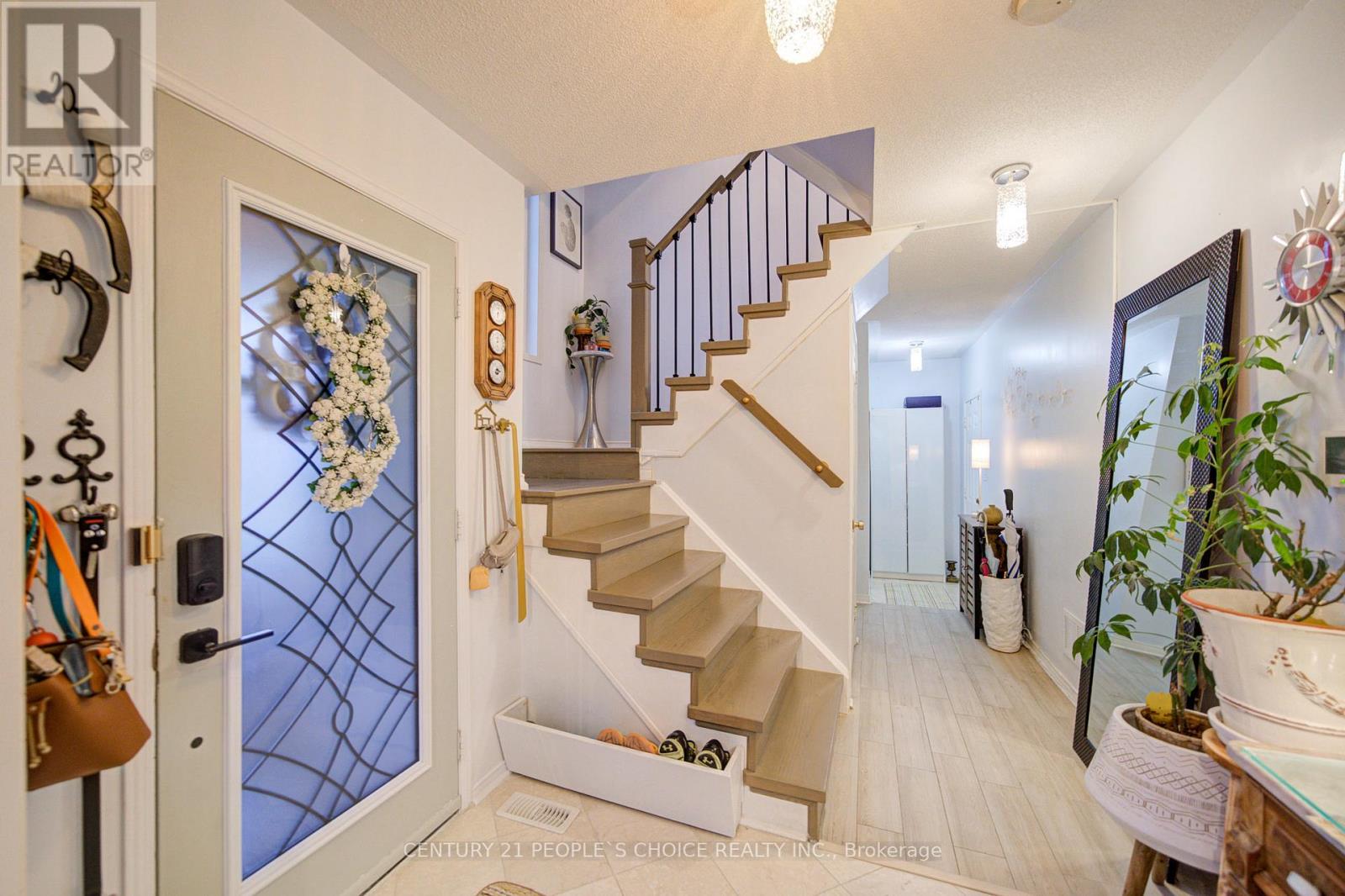 2 Clowes Street, Ajax, Ontario  L1Z 0K9 - Photo 6 - E12525318