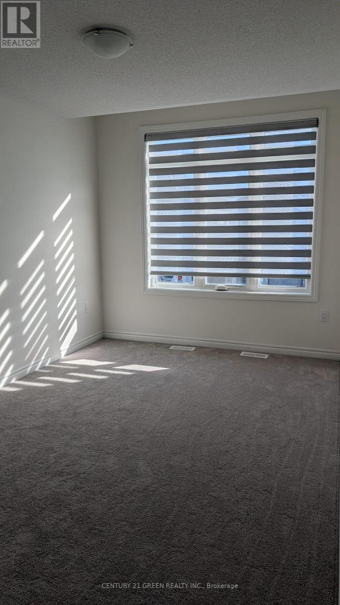 57 Phoenix Boulevard, Barrie, Ontario  L9J 0P7 - Photo 7 - S12525316