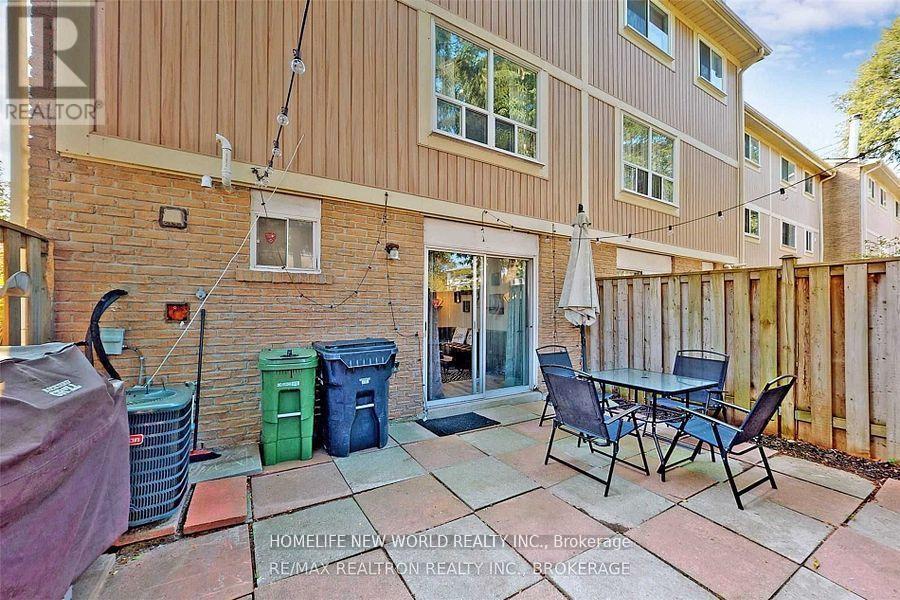 66 Stonehill Court, Toronto, Ontario  M1W 2V3 - Photo 8 - E12525456