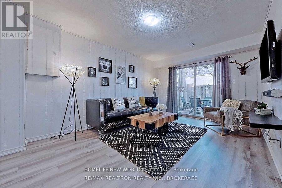 66 Stonehill Court, Toronto, Ontario  M1W 2V3 - Photo 5 - E12525456