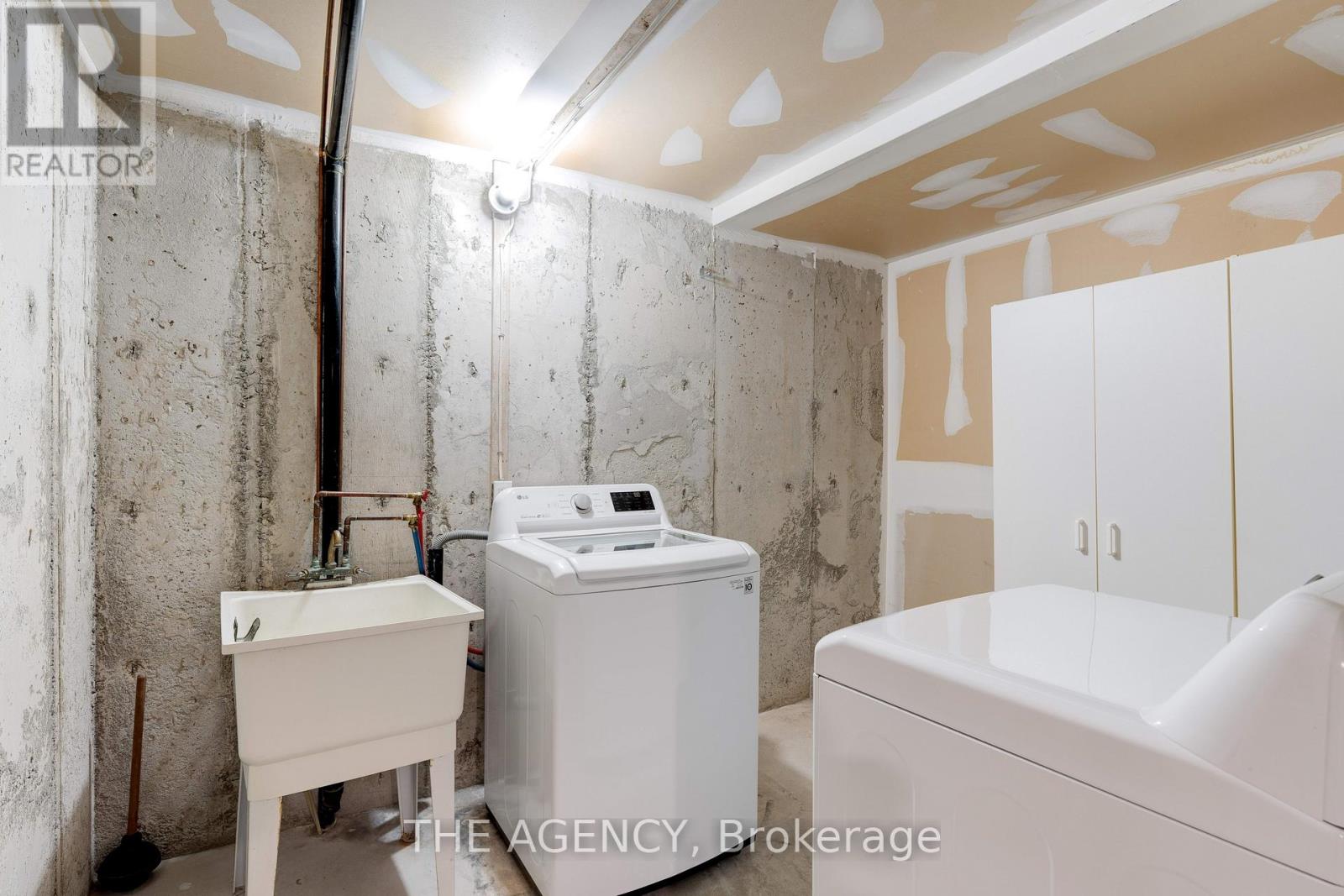 4 - 1509 Upper Middle Road, Burlington, Ontario  L7P 4M5 - Photo 39 - W12525410