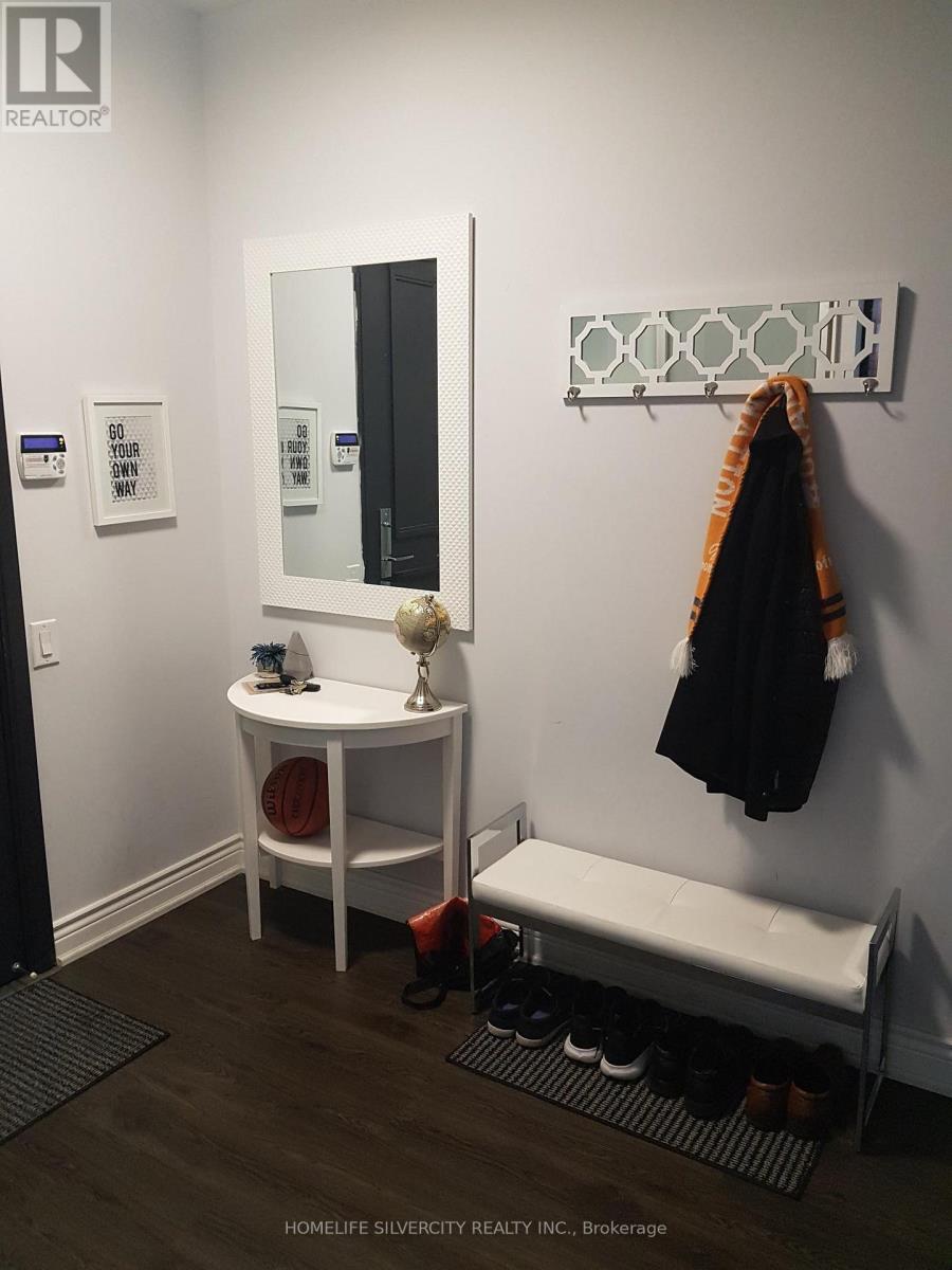 1007 - 88 Park Lawn Road, Toronto, Ontario  M8Y 0B5 - Photo 5 - W12525402