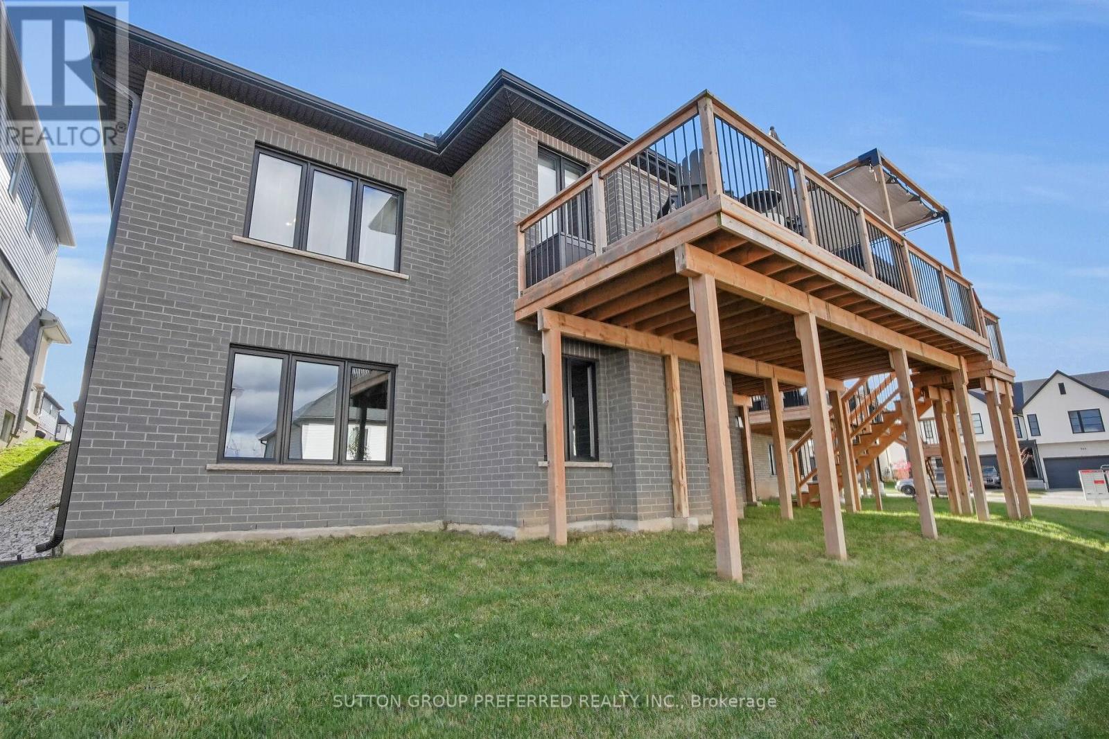 1928 Trailsway Drive, London South, Ontario  N6K 0K7 - Photo 41 - X12527462