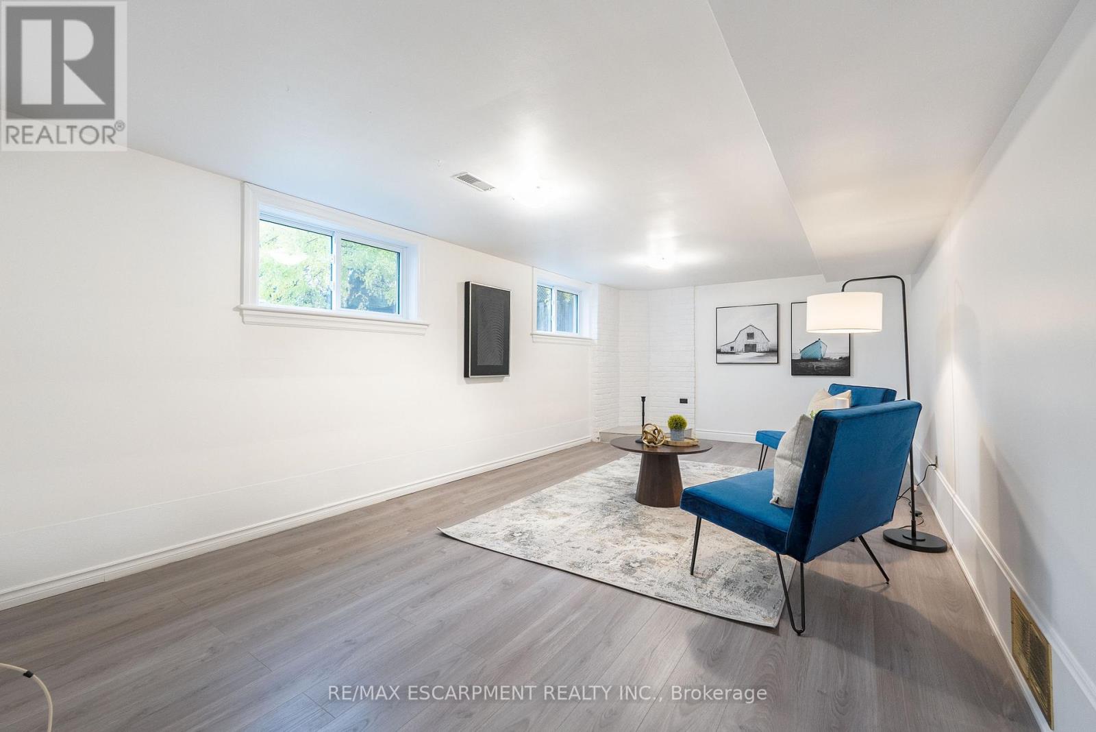 5433 Spruce Avenue, Burlington, Ontario  L7L 1N8 - Photo 25 - W12525416