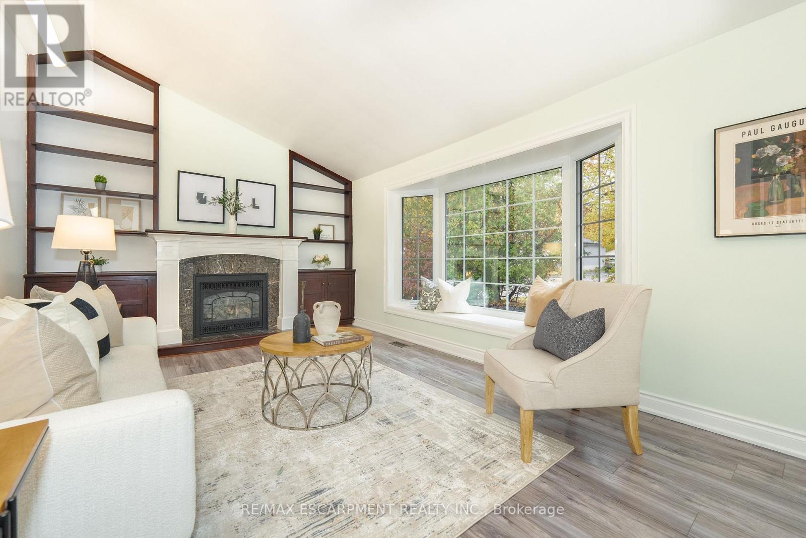 5433 Spruce Avenue, Burlington, Ontario  L7L 1N8 - Photo 10 - W12525416