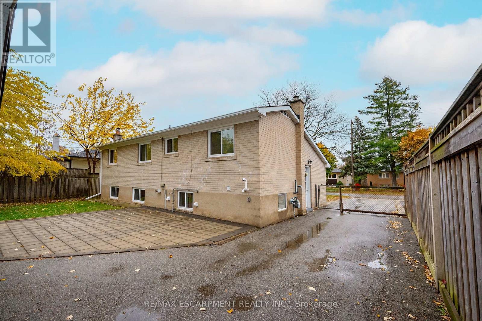 5433 Spruce Avenue, Burlington, Ontario  L7L 1N8 - Photo 32 - W12525416