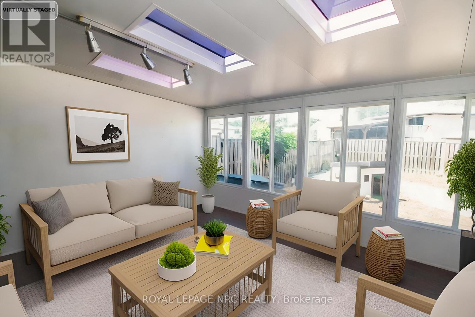 11 Exeter Drive, St. Catharines, Ontario  L2P 3M9 - Photo 20 - X12525330