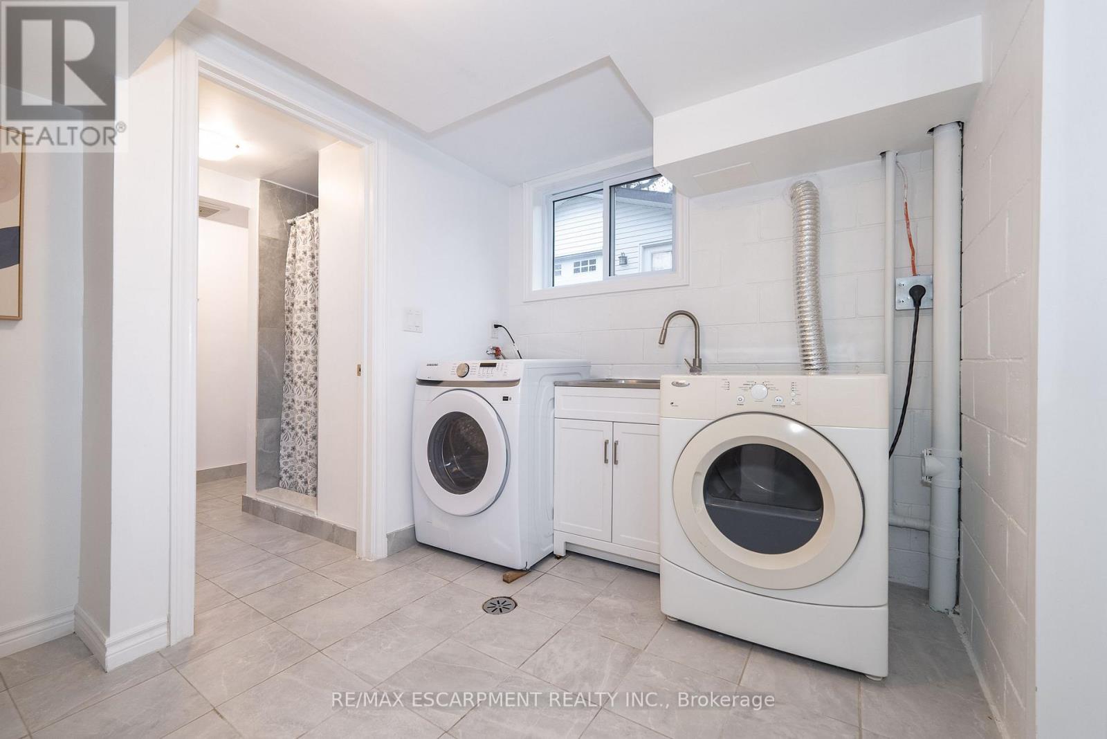 5433 Spruce Avenue, Burlington, Ontario  L7L 1N8 - Photo 28 - W12525416