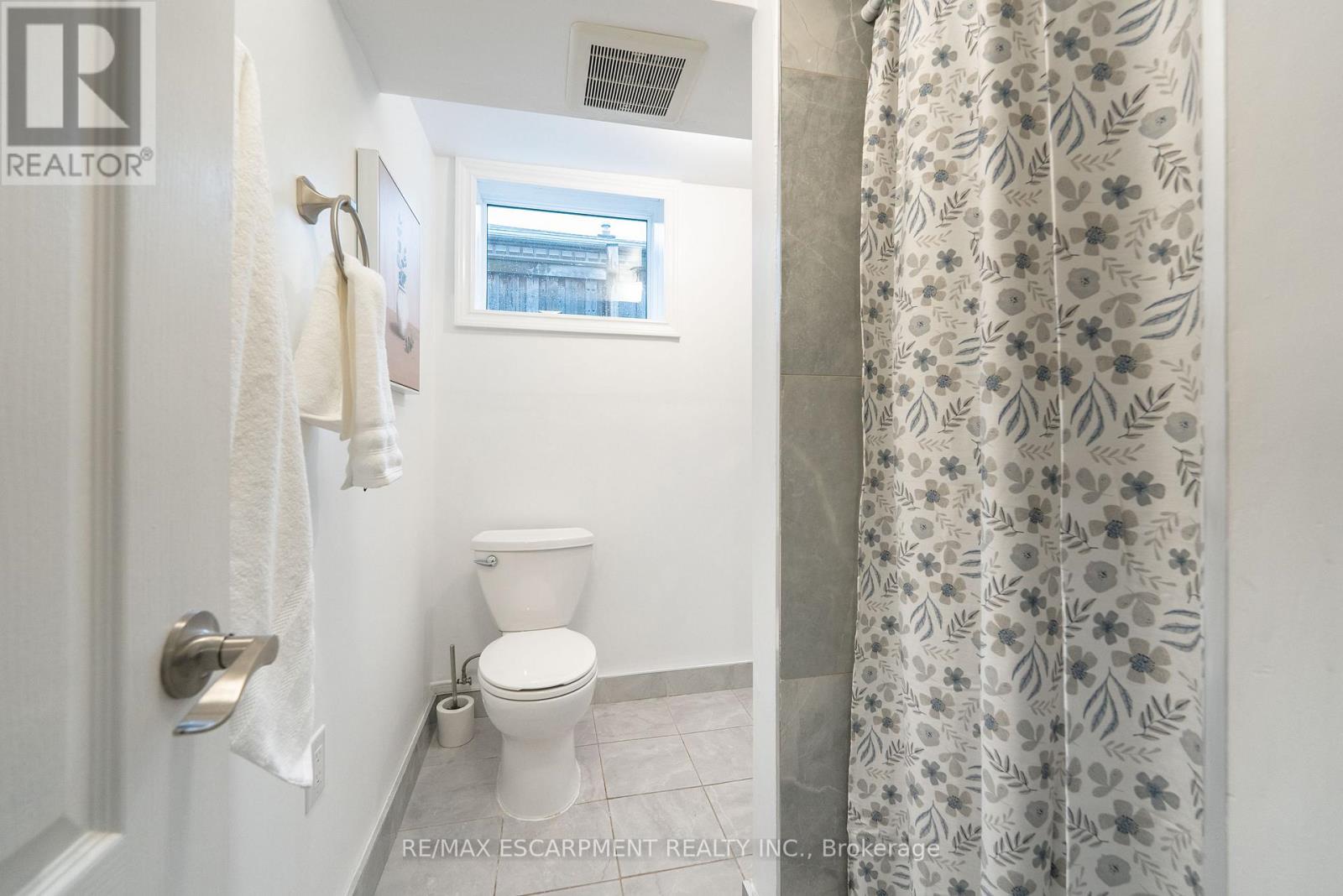 5433 Spruce Avenue, Burlington, Ontario  L7L 1N8 - Photo 30 - W12525416