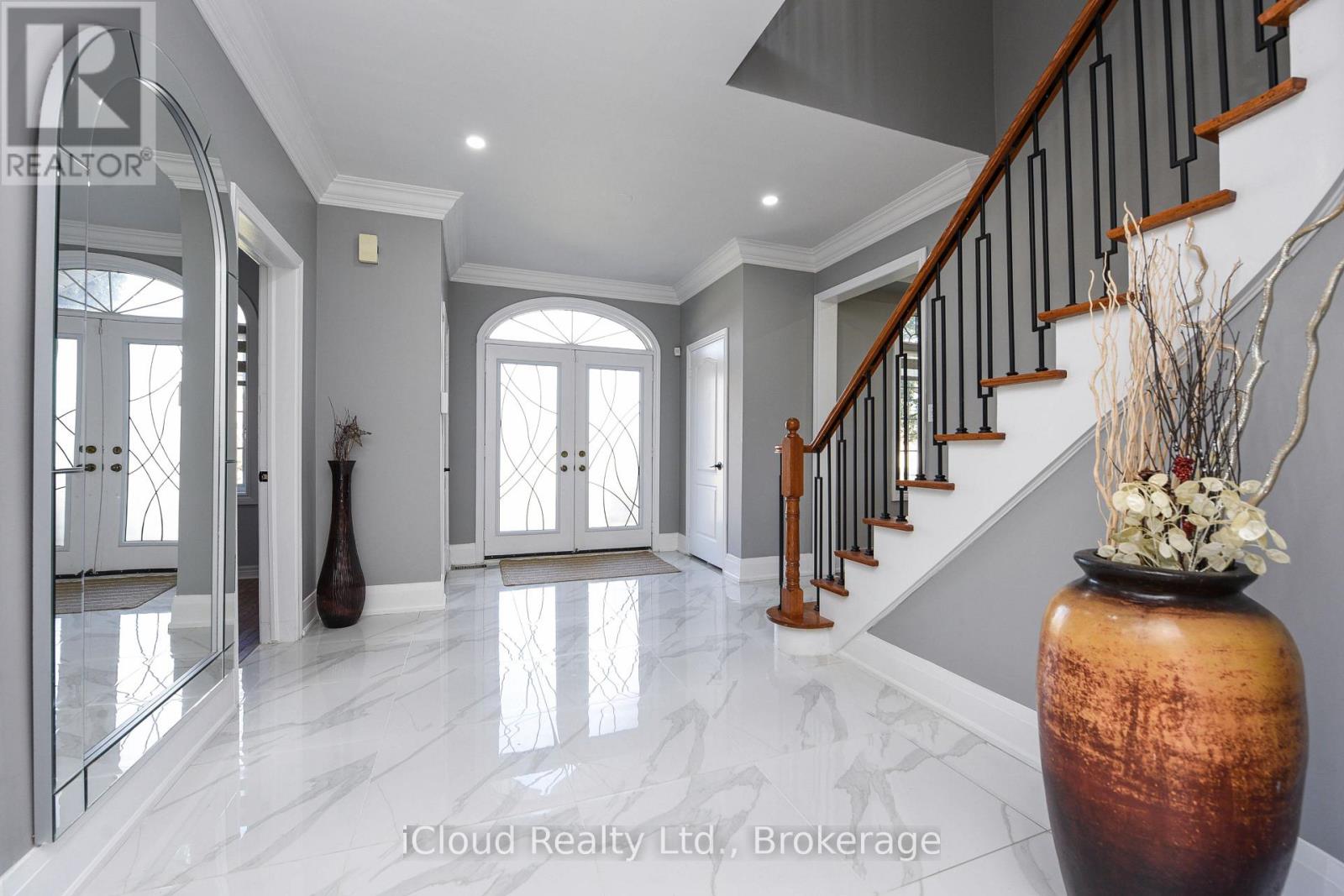 25 Giles Road, Caledon, Ontario L7K 0B6 - Photo 6 - W12518012