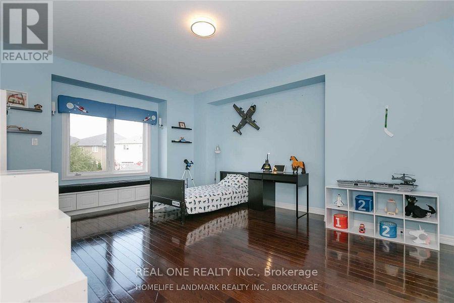 2339 Millstone Drive, Oakville, Ontario  L6M 0H1 - Photo 23 - W12525430