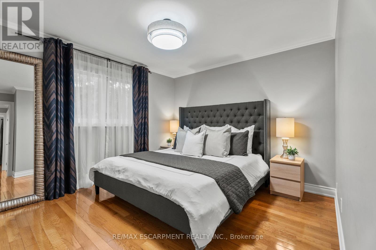 1759 Featherston Court, Mississauga, Ontario  L5L 3E2 - Photo 27 - W12525436