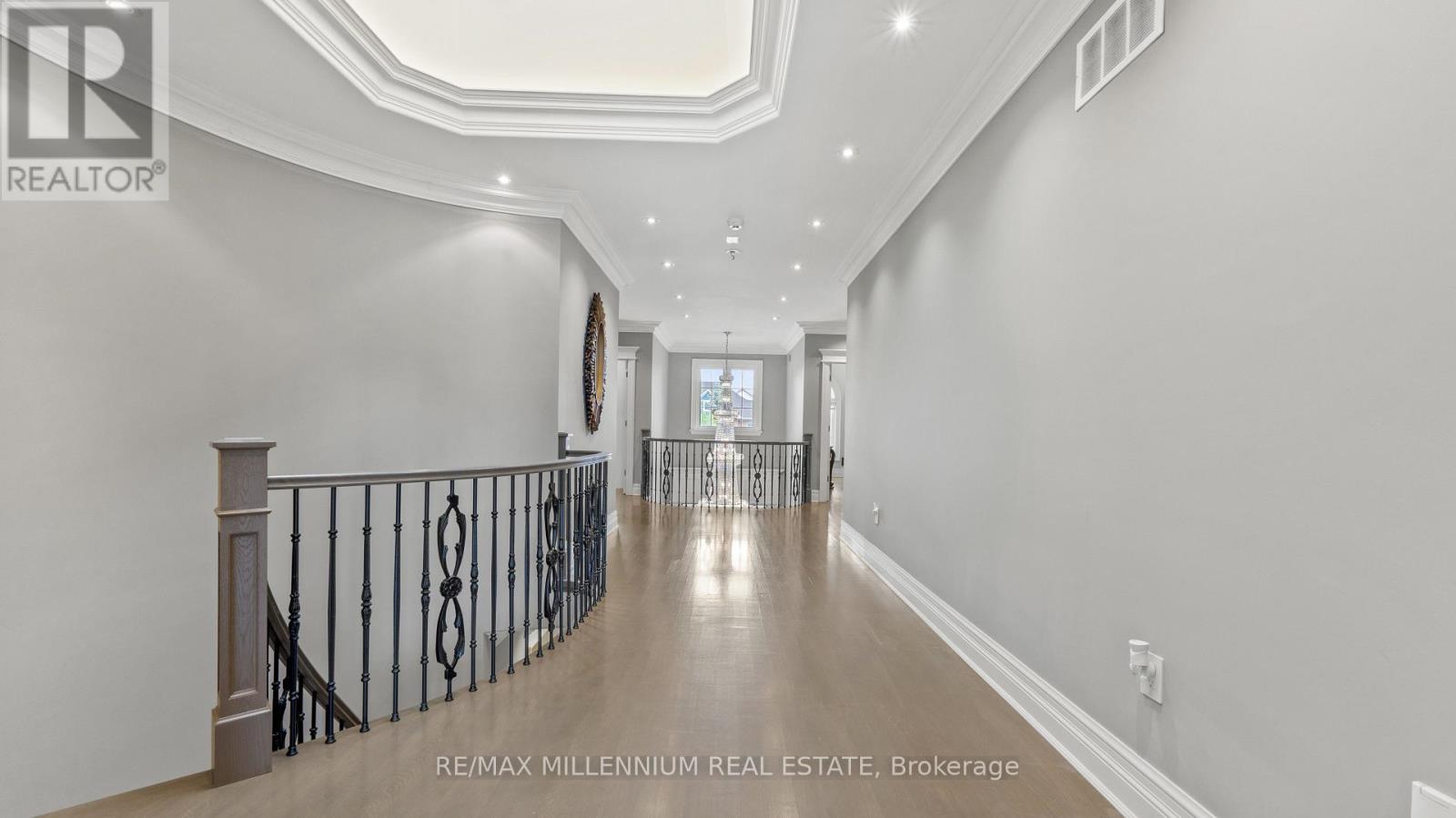 6839 Early Settler Row, Mississauga, Ontario  L5W 1J5 - Photo 4 - W12525476