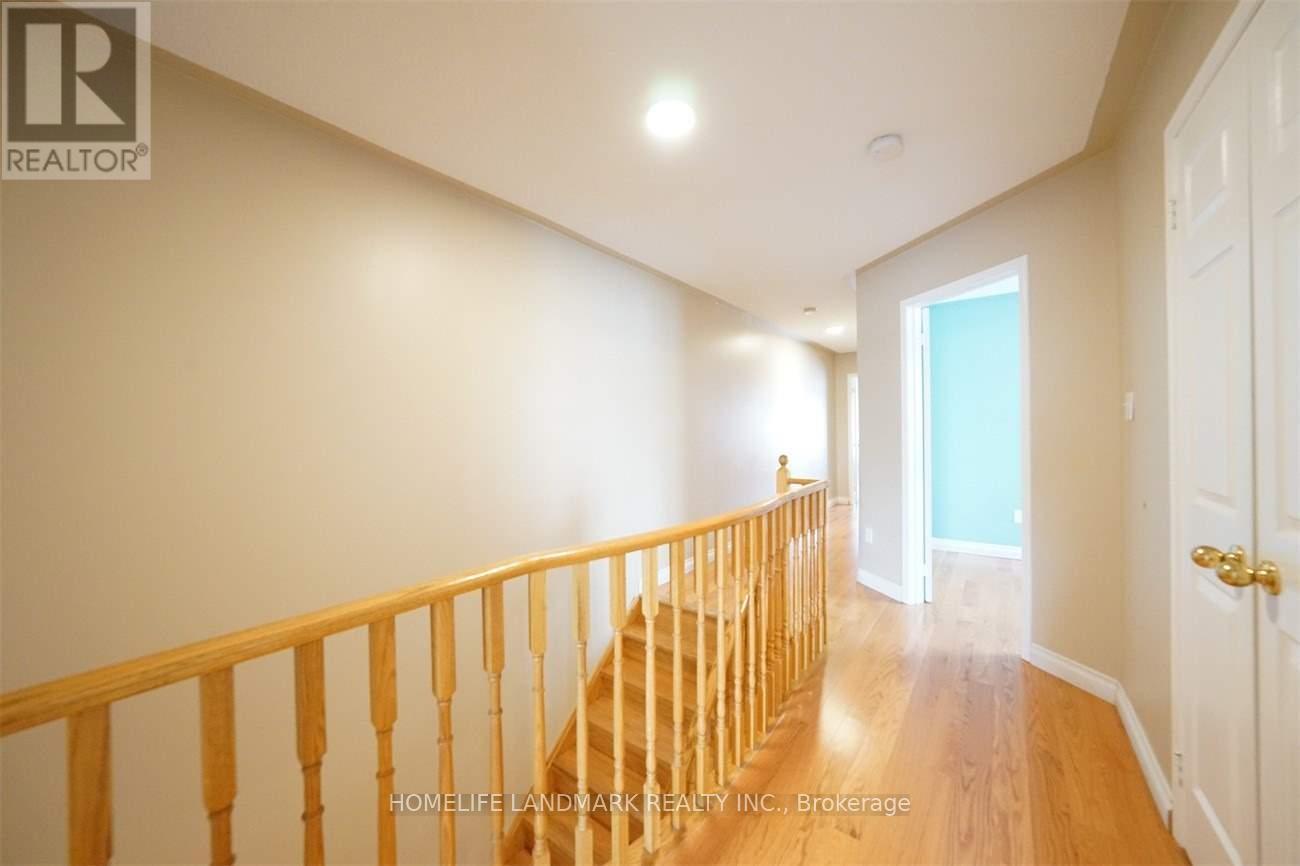 38 Sloan Drive, Milton, Ontario  L9T 5P7 - Photo 15 - W12525354