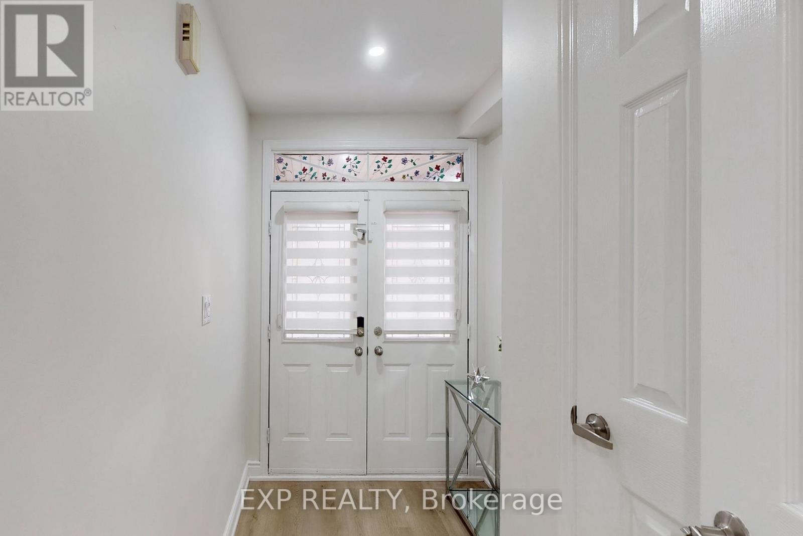 306 Morningmist Street S, Brampton, Ontario  L6R 2B9 - Photo 17 - W12525352