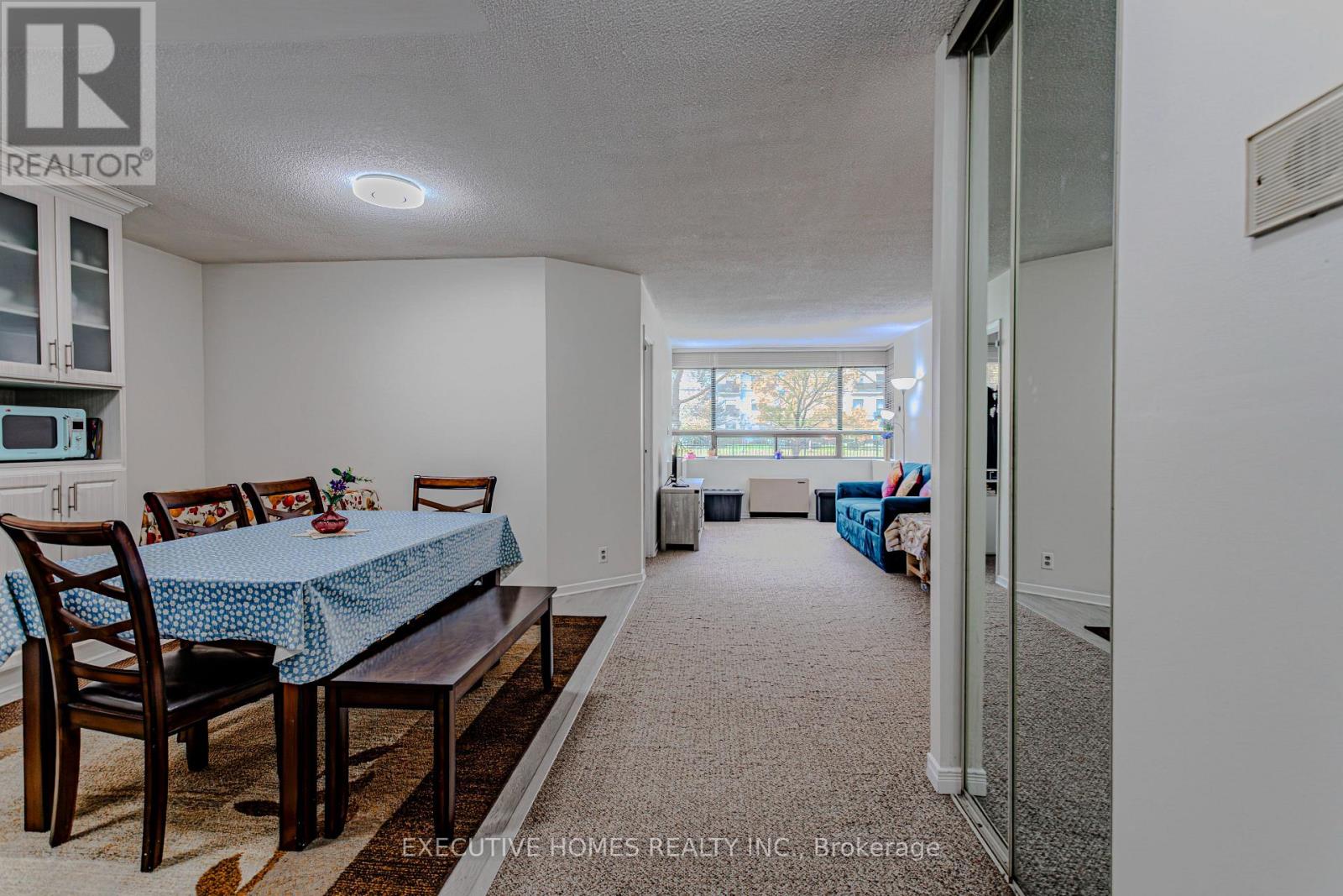 102 - 1275 Cornerbrook Place, Mississauga, Ontario  L5C 3J3 - Photo 10 - W12525502