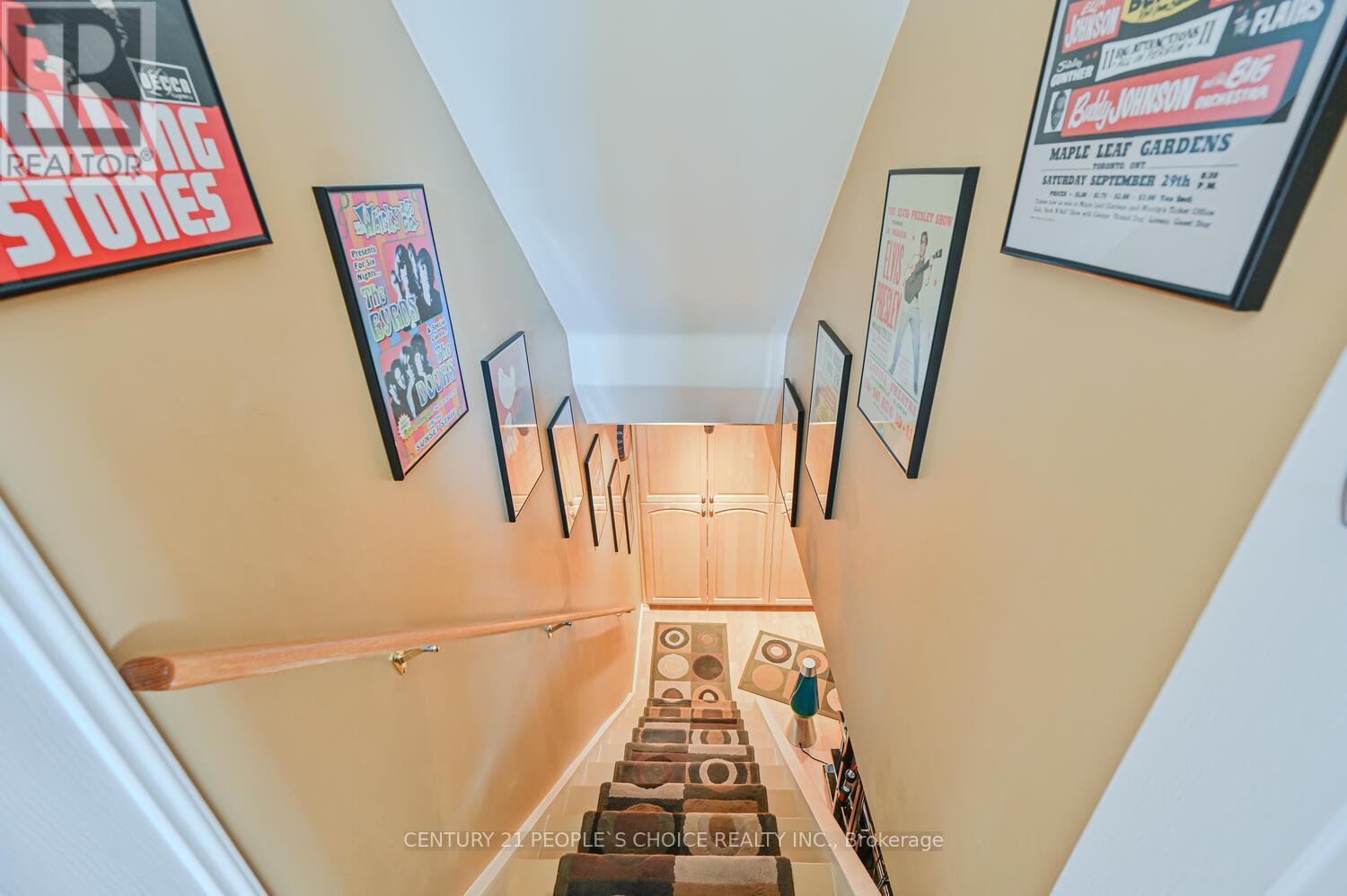 2 Fontaine Court, Brampton, Ontario  L6T 3J2 - Photo 37 - W12524770