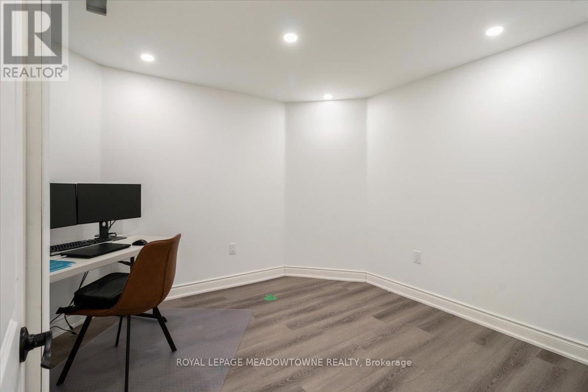 1677 Clark Boulevard, Milton, Ontario  L9T 5Z6 - Photo 45 - W12525372