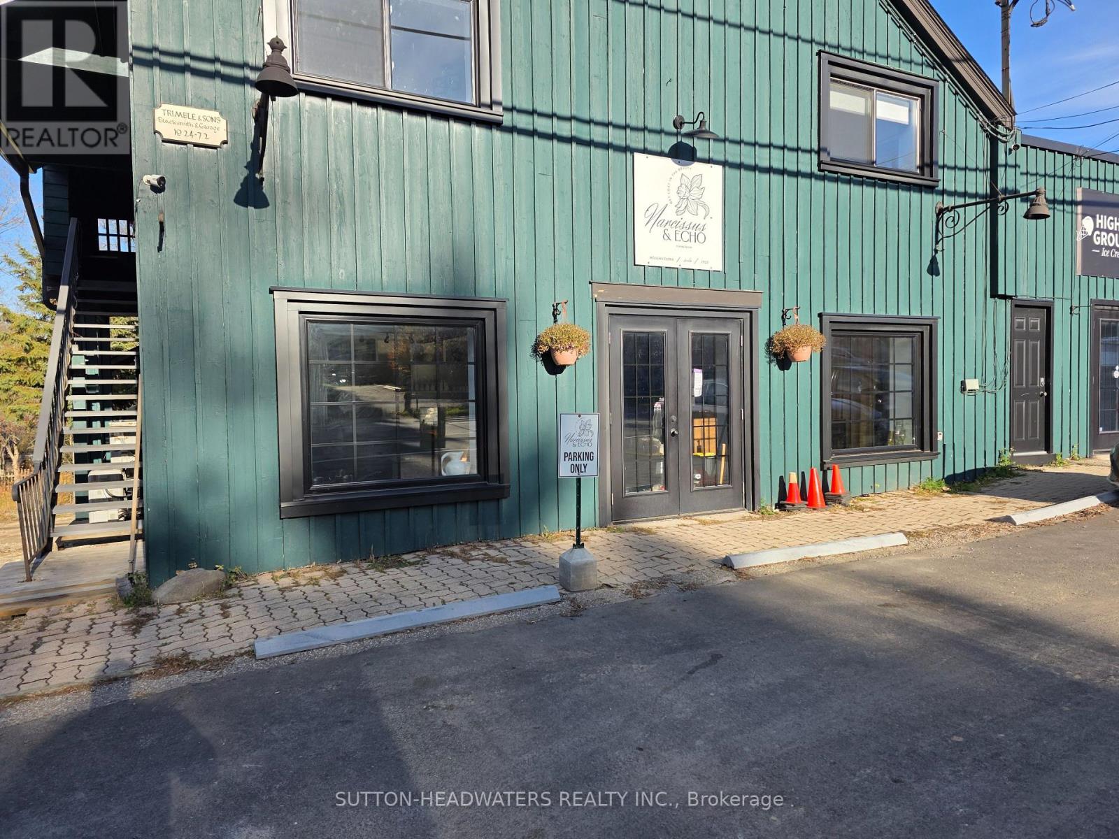 17277 OLD MAIN STREET, Caledon, Ontario