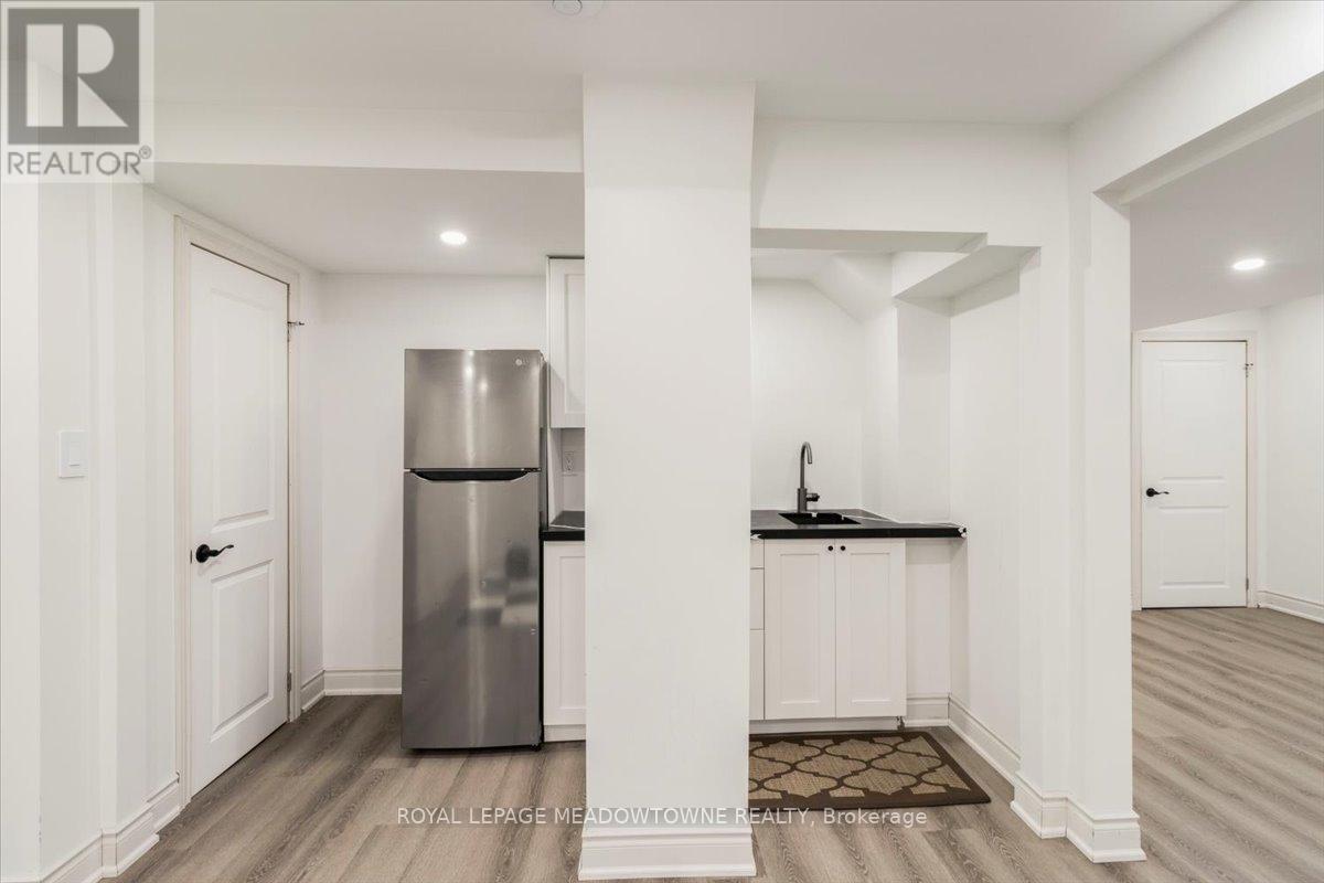 1677 Clark Boulevard, Milton, Ontario  L9T 5Z6 - Photo 32 - W12525372