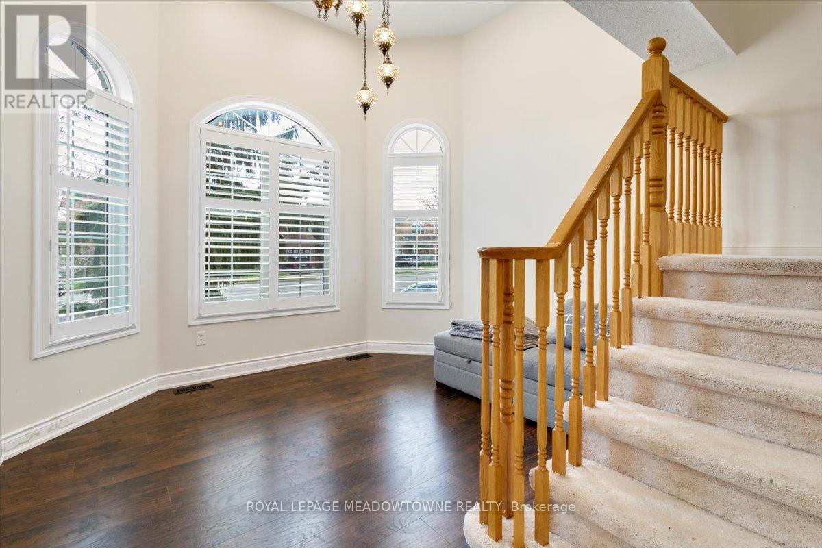 1677 Clark Boulevard, Milton, Ontario  L9T 5Z6 - Photo 8 - W12525372