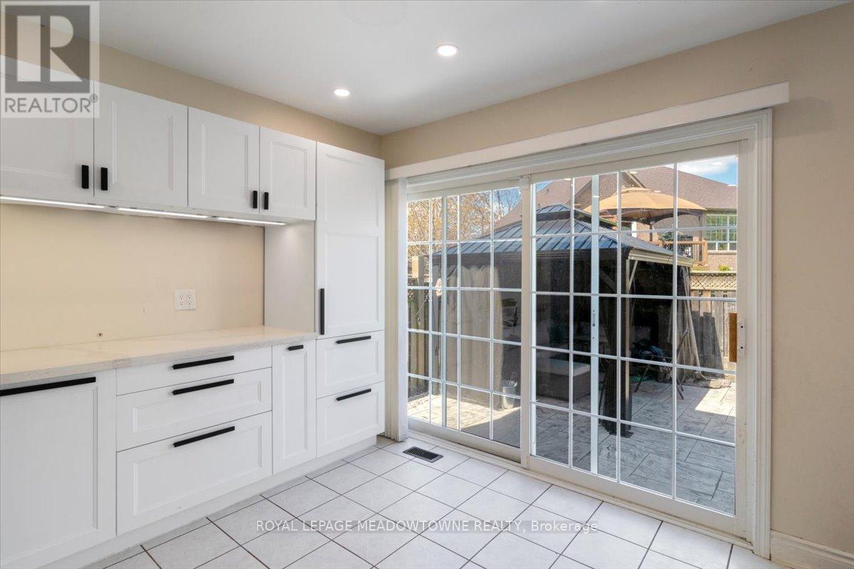 1677 Clark Boulevard, Milton, Ontario  L9T 5Z6 - Photo 18 - W12525372