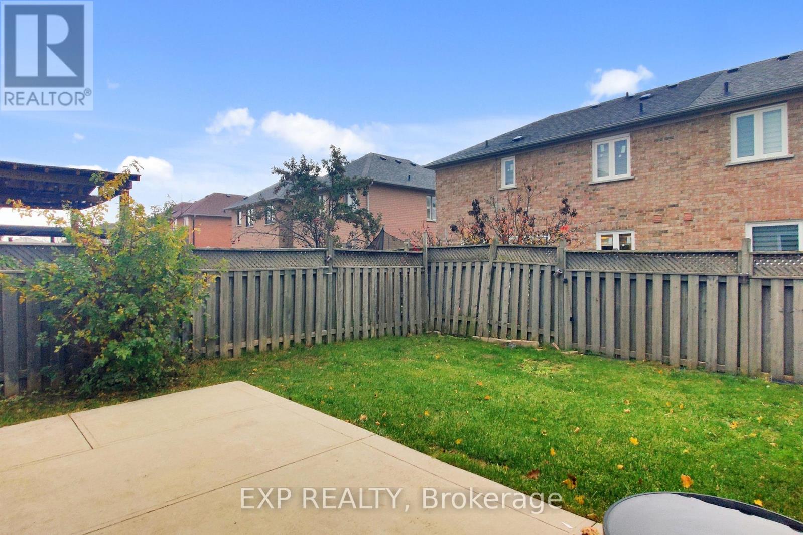 306 Morningmist Street S, Brampton, Ontario  L6R 2B9 - Photo 46 - W12525352