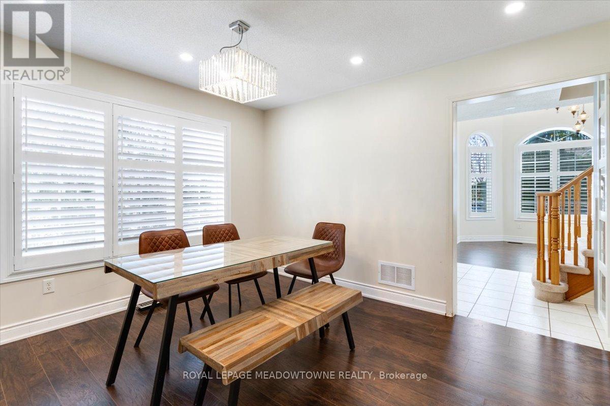 1677 Clark Boulevard, Milton, Ontario  L9T 5Z6 - Photo 11 - W12525372