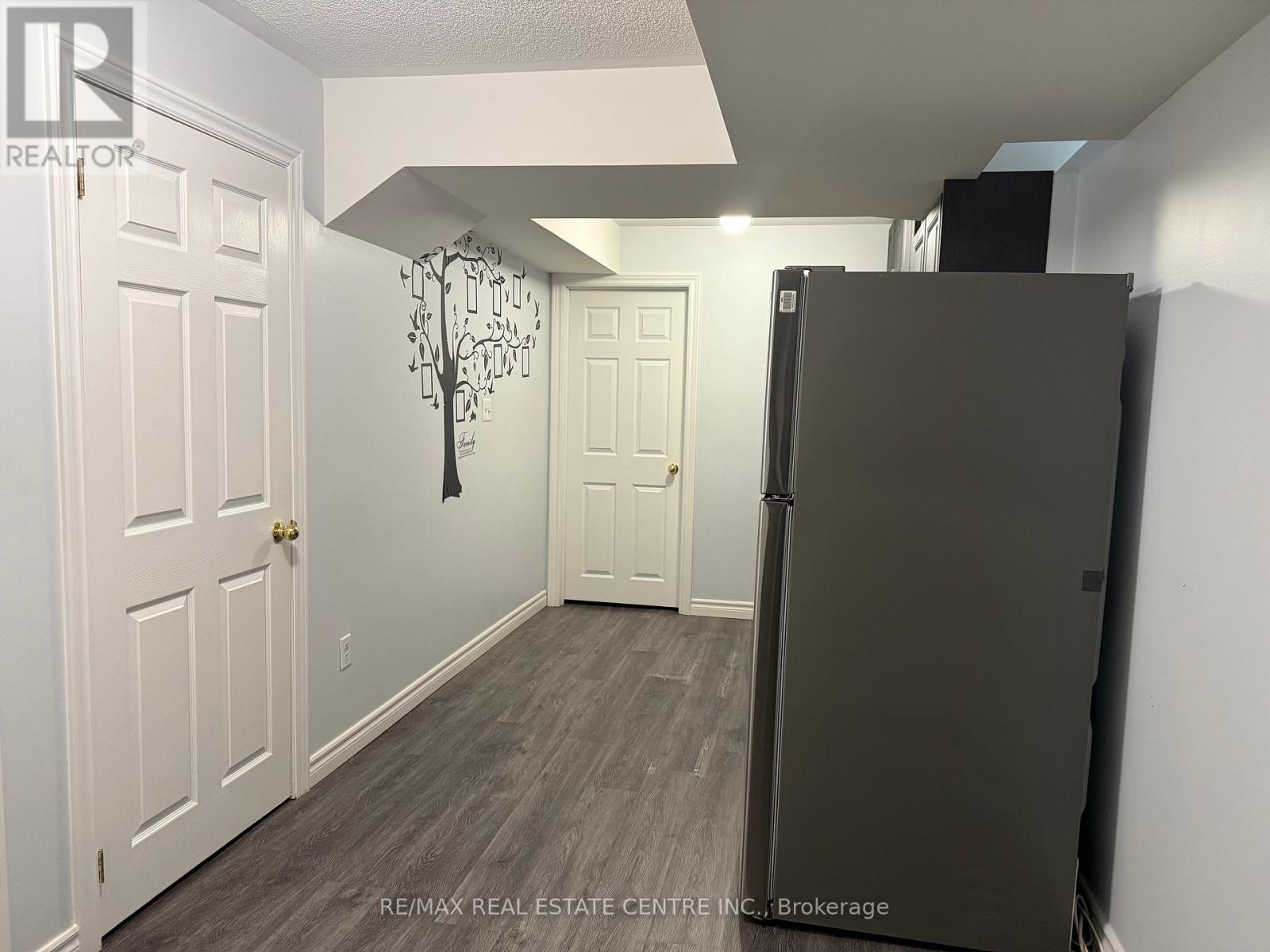 Bsmt - 163 Heartview Road, Brampton, Ontario  L6Z 0C9 - Photo 4 - W12525332