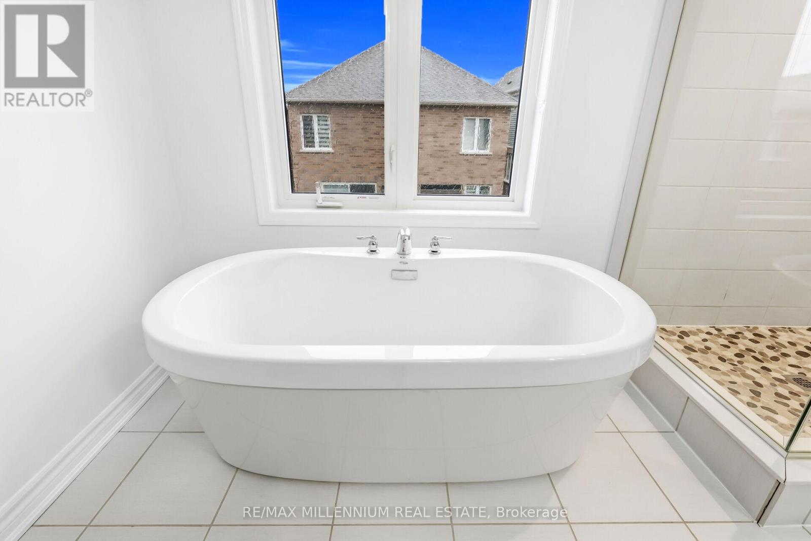 30 Hammermeister Street, Kitchener, Ontario N2R 0T2 - Photo 33 - X12509896