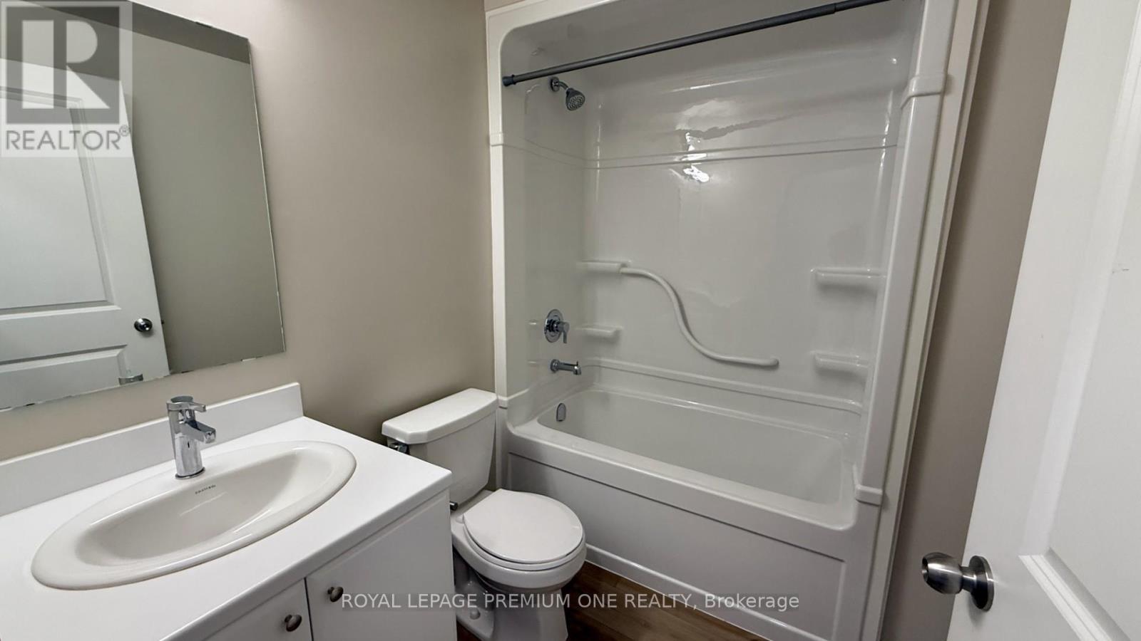 219 - 50 Herrick Avenue, St. Catharines, Ontario  L2P 0G3 - Photo 29 - X12524238