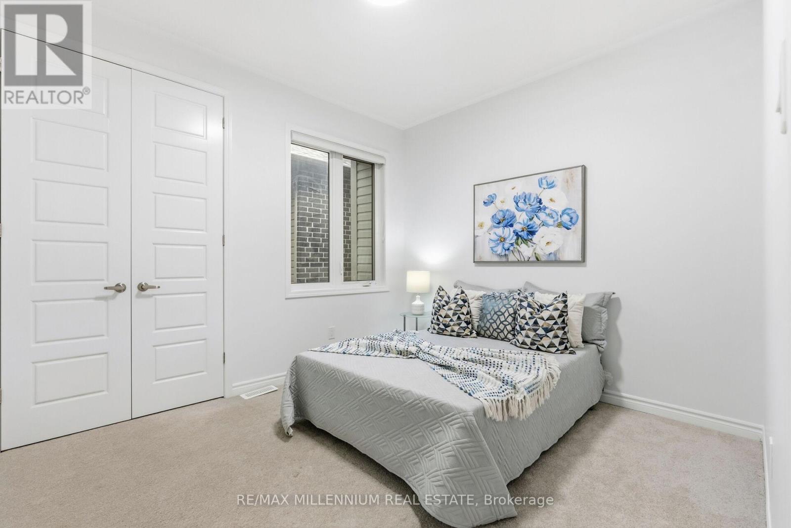 30 Hammermeister Street, Kitchener, Ontario N2R 0T2 - Photo 40 - X12509896