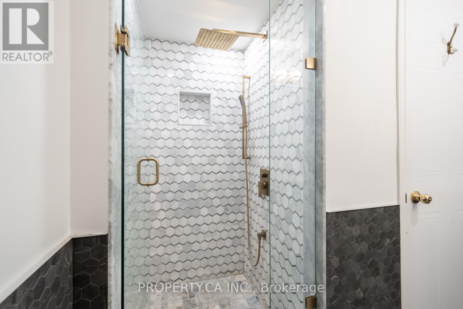 117 - 302 College Avenue W, Guelph, Ontario  N1G 4T6 - Photo 25 - X12525226