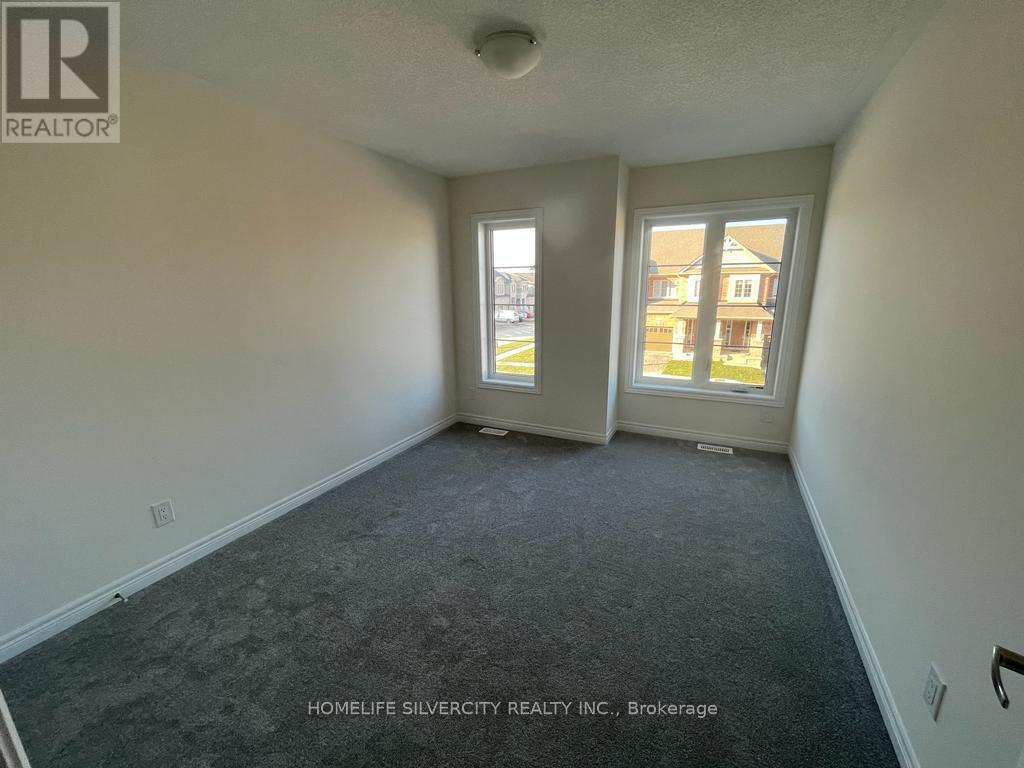 82 Broadacre Drive, Kitchener, Ontario  N2R 0S5 - Photo 11 - X12525322