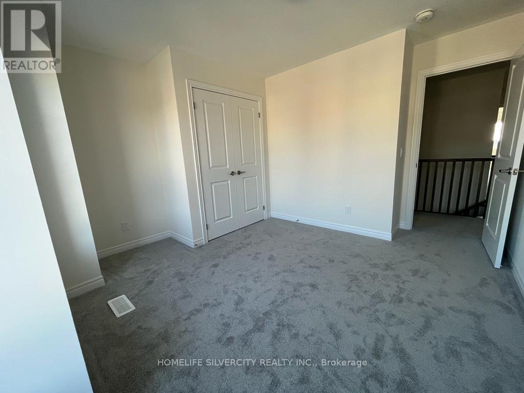 82 Broadacre Drive, Kitchener, Ontario  N2R 0S5 - Photo 15 - X12525322