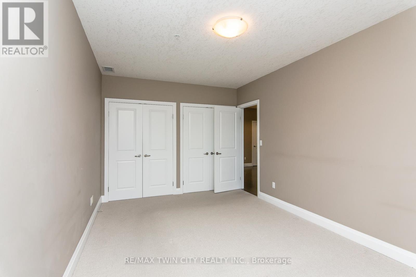 211 - 165 Duke Street E, Kitchener, Ontario  N2H 6T8 - Photo 29 - X12525336