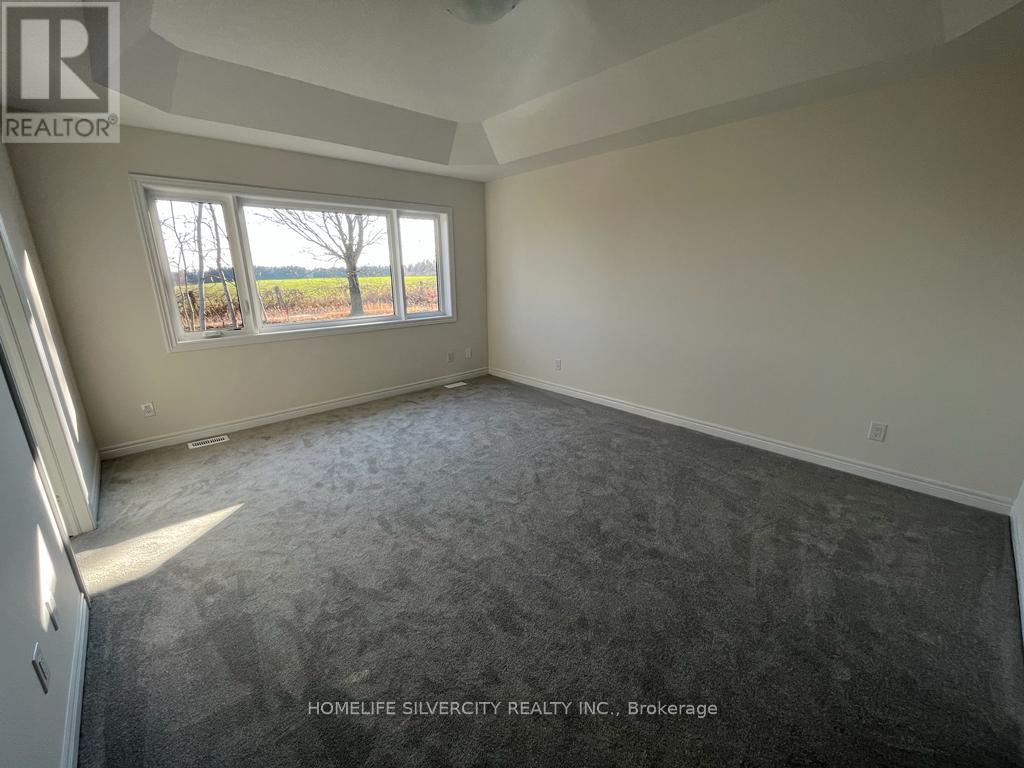 82 Broadacre Drive, Kitchener, Ontario  N2R 0S5 - Photo 6 - X12525322