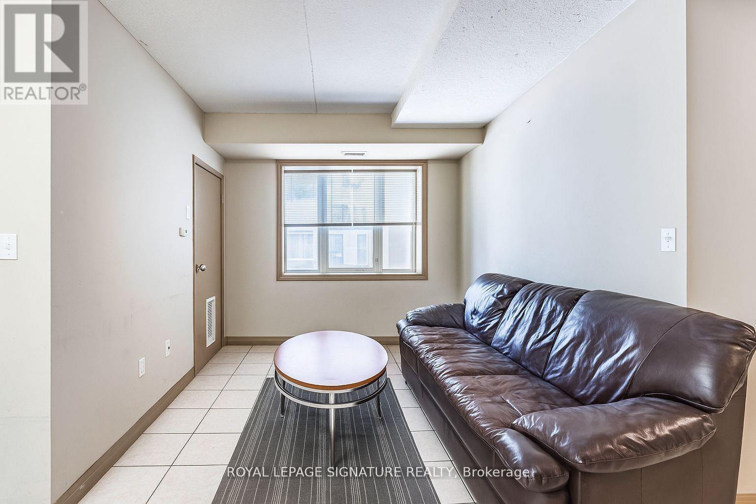 206 - 251 Lester Street, Waterloo, Ontario  N2L 3W6 - Photo 15 - X12525442