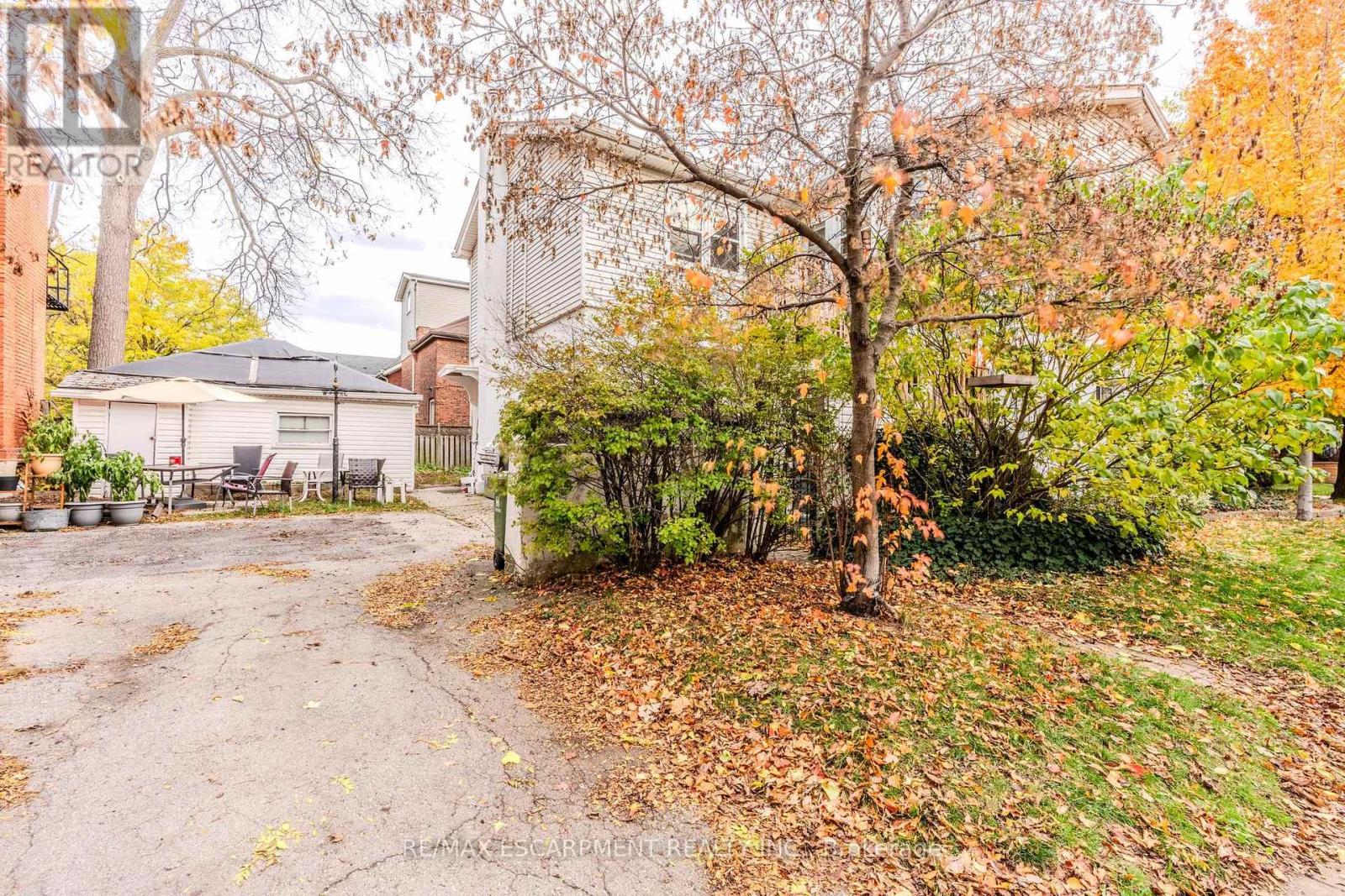 172 Markland Street, Hamilton, Ontario  L8P 2K5 - Photo 33 - X12525466