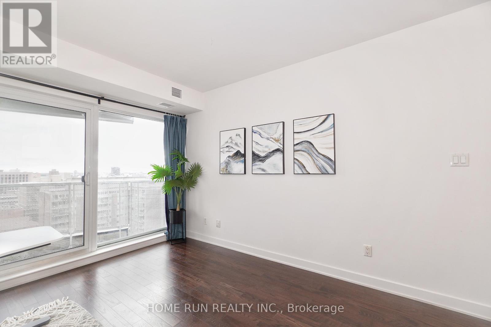 1306 - 40 Nepean Street, Ottawa, Ontario  K2P 0X5 - Photo 11 - X12527422