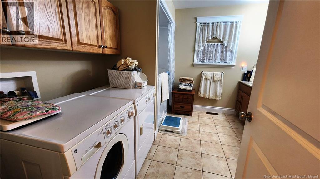 890 Hillcrest Road, Saint John, New Brunswick  E2E 2B2 - Photo 17 - NB129902