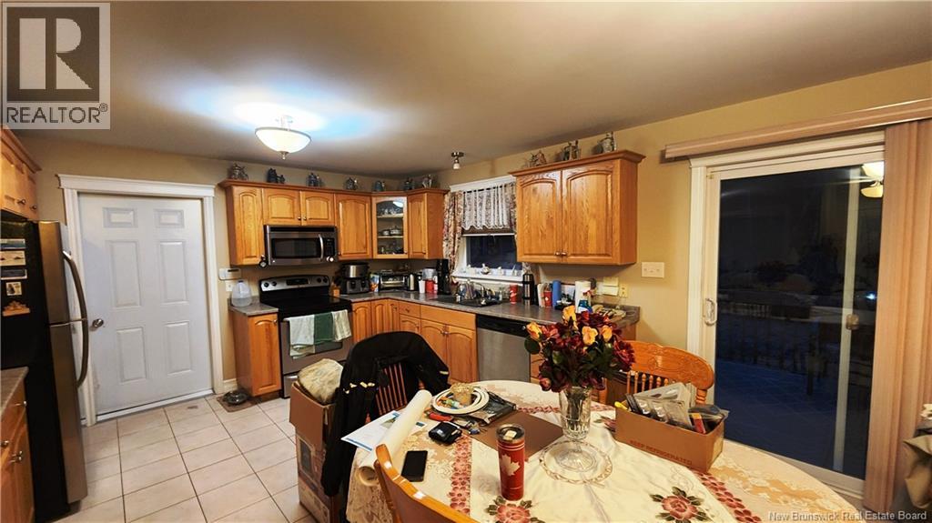 890 Hillcrest Road, Saint John, New Brunswick  E2E 2B2 - Photo 13 - NB129902