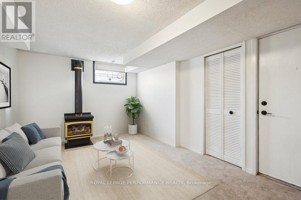 8 Gillespie Crescent, Ottawa, Ontario  K1V 9X8 - Photo 45 - X12480830