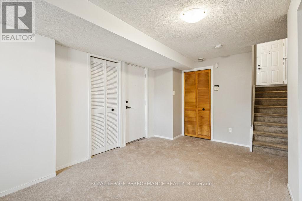 8 Gillespie Crescent, Ottawa, Ontario  K1V 9X8 - Photo 46 - X12480830